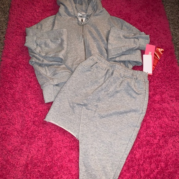 2 Pc. Skirt Set - Picture 1 of 2